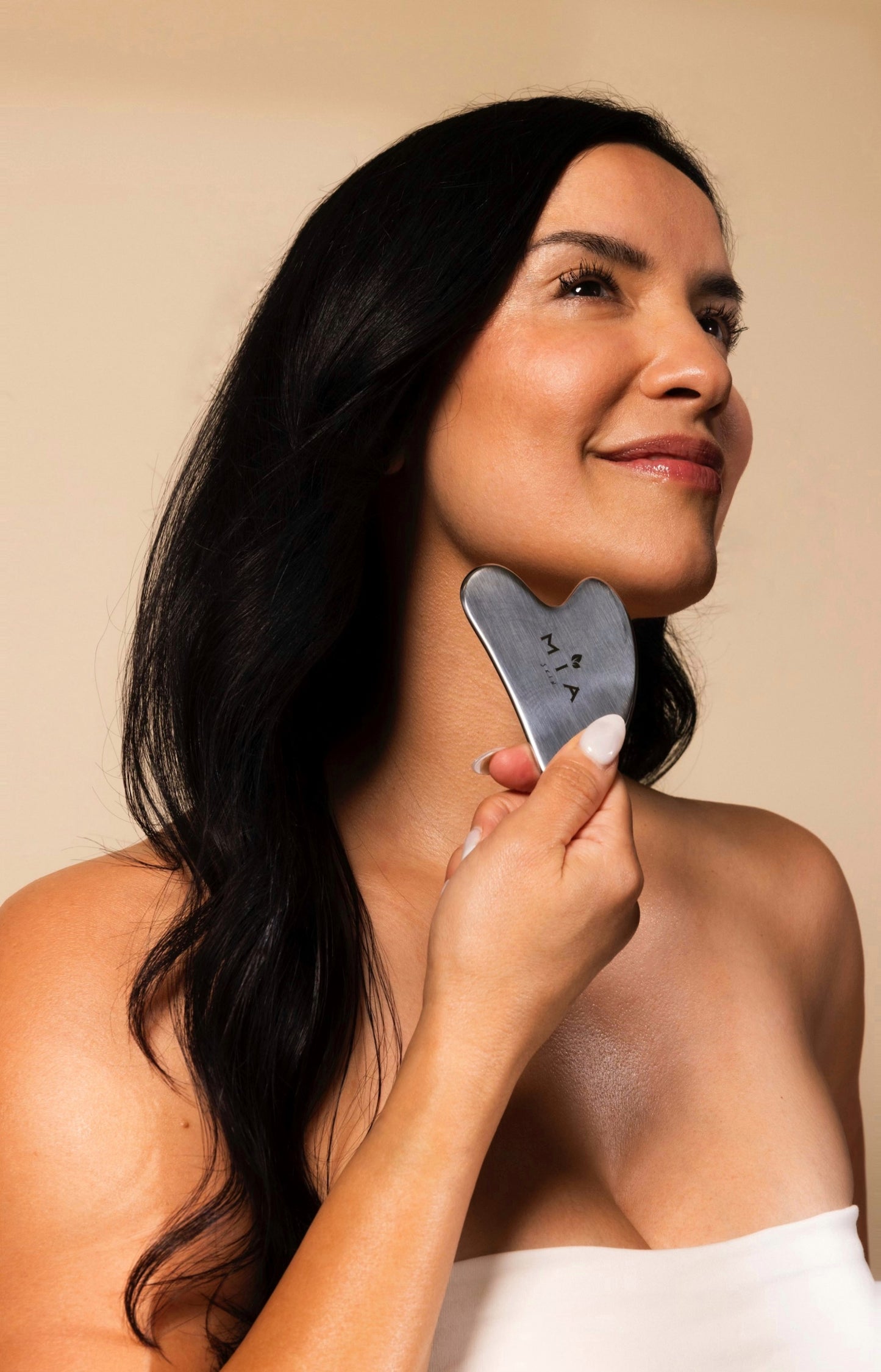 GUA SHA FACIAL TOOL